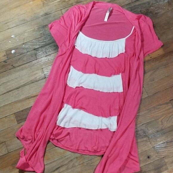 Andrea Missy ruffled top with attached coverlet - Picture 1 of 6